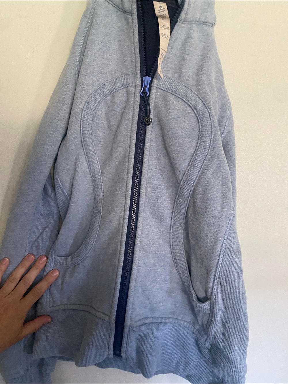 ☂️Lavender lululemon athletica Light Blue small women’s/teen Zip Hoodie Jacket